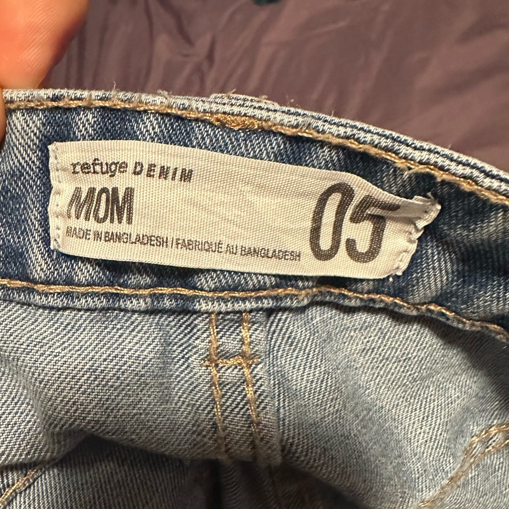 Jeans - Picture 2 of 6